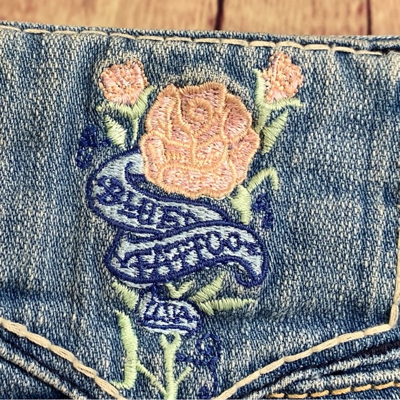 💸Blue Tattoo studded bermuda jean short size 29 - Picture 6 of 9